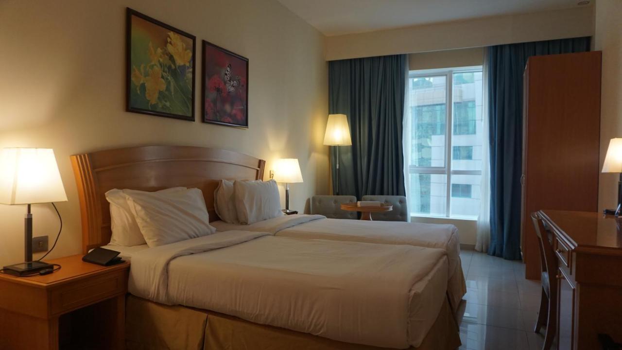 Golden Tulip Sharjah 아파트 호텔 외부 사진