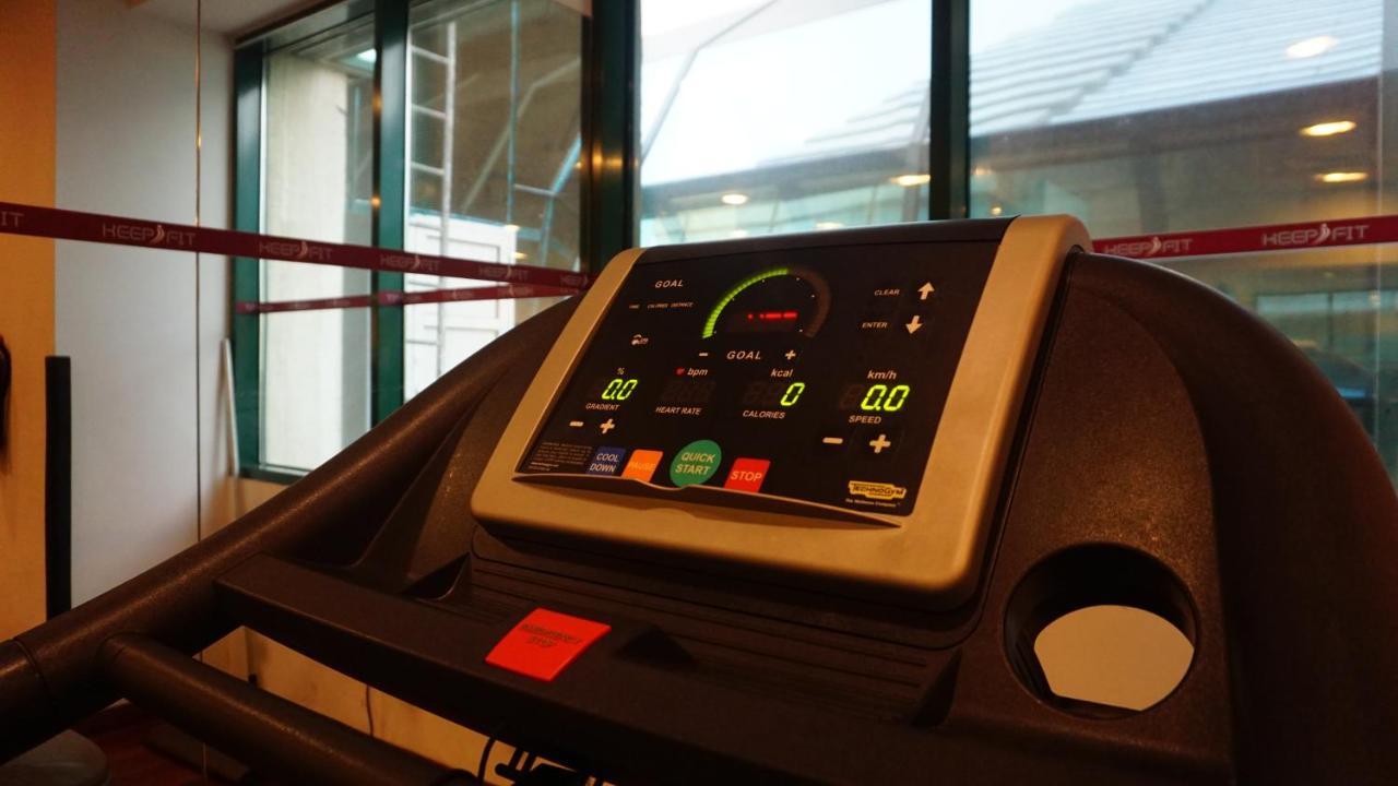 Golden Tulip Sharjah 아파트 호텔 외부 사진