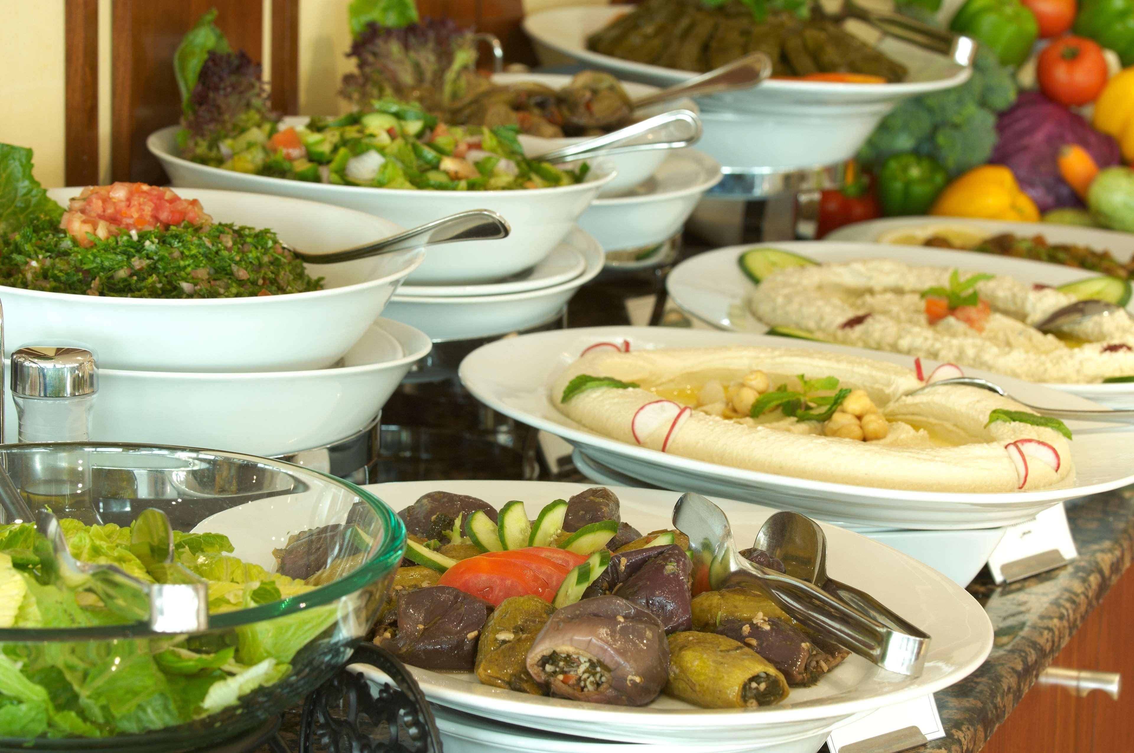 Golden Tulip Sharjah 아파트 호텔 외부 사진